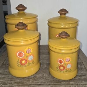 Set of 4 West Bend Metal Yellow Gingham Canister Plastic w/ Wood Knob Lids SEE P